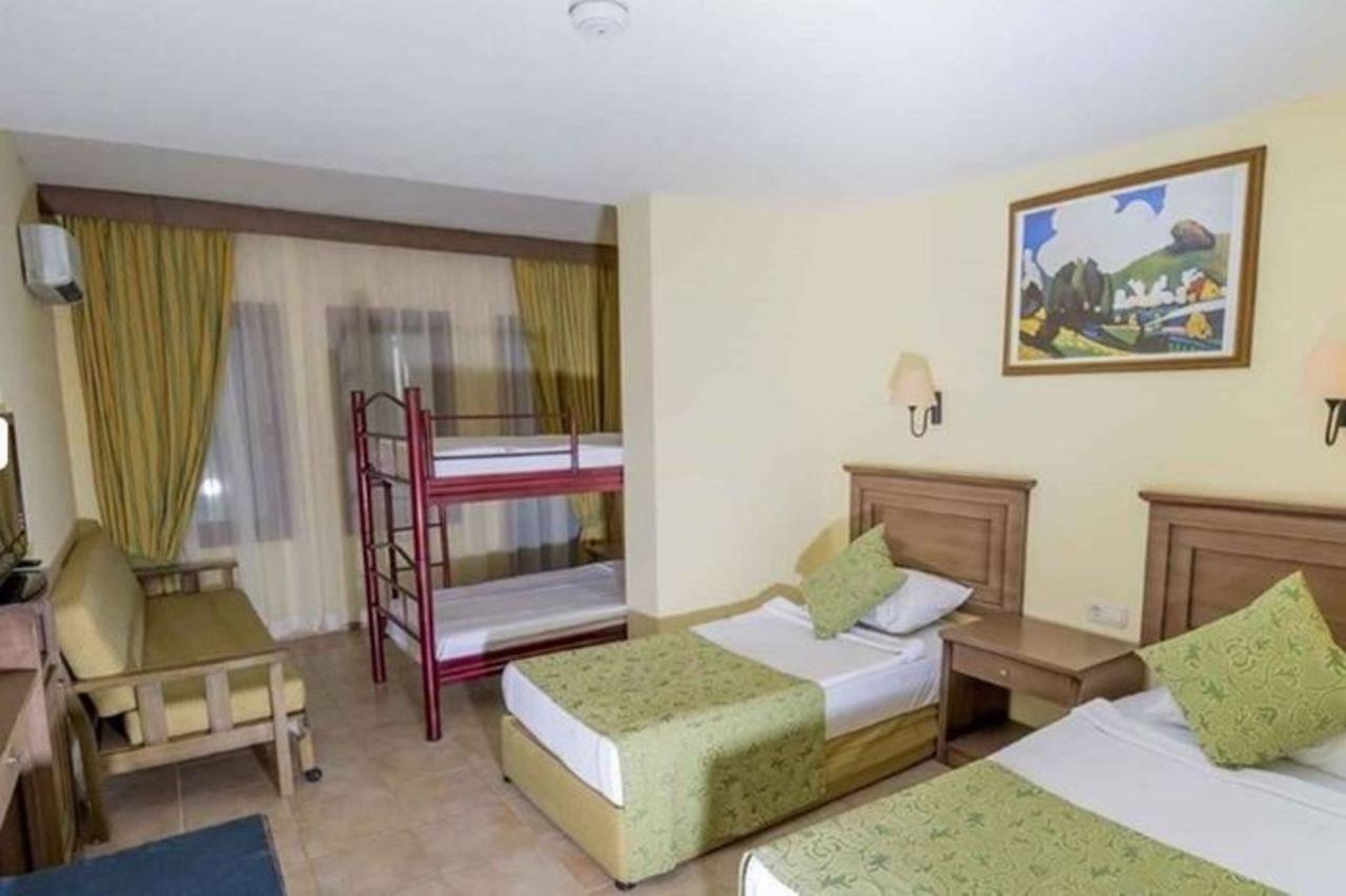 Green Paradise Beach Hotel 阿拉尼亚 外观 照片